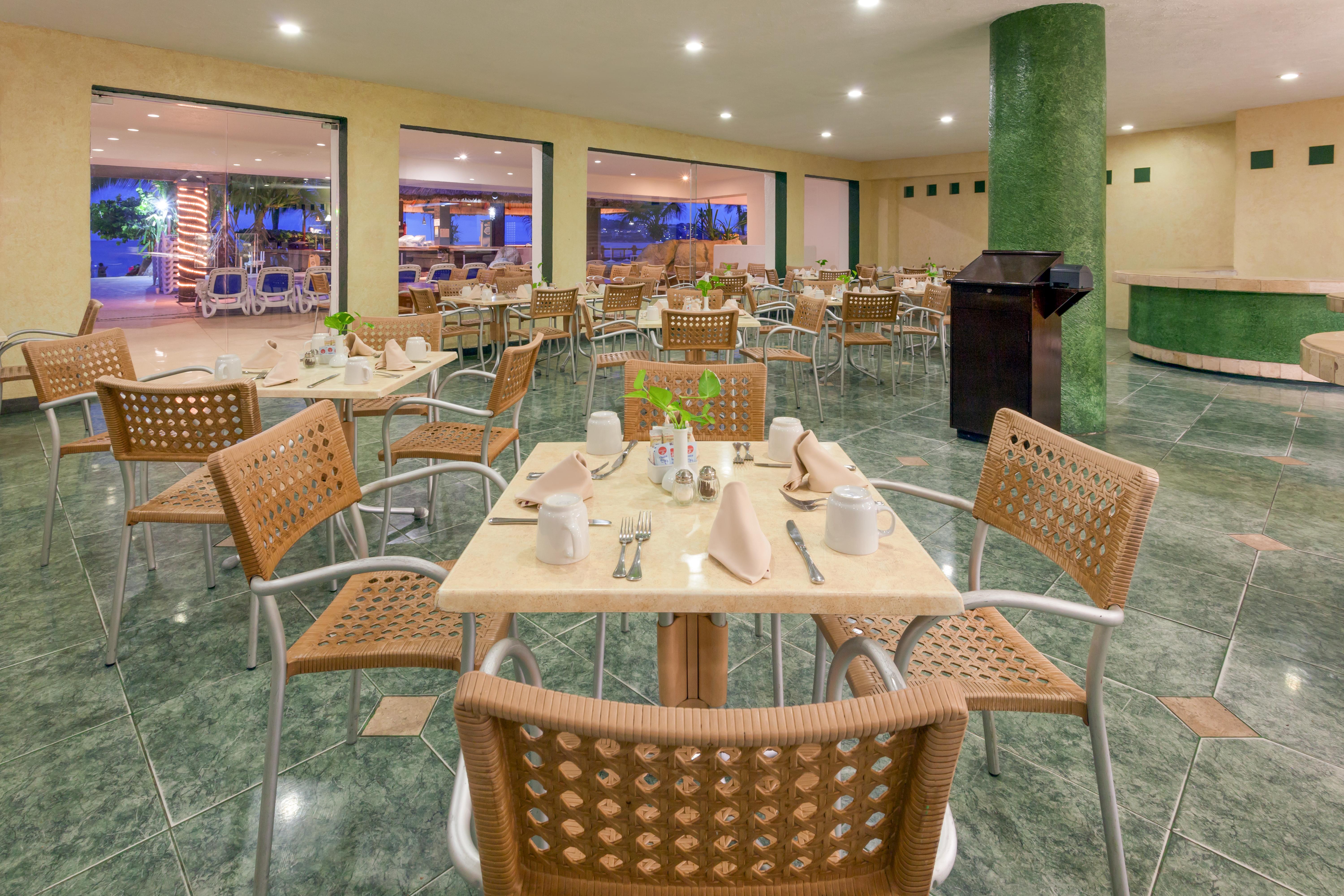 เอชเอส ฮอตซอน สมาร์ต อะกาปุลโก Hotel อากาปุลโก ภายนอก รูปภาพ Restaurant